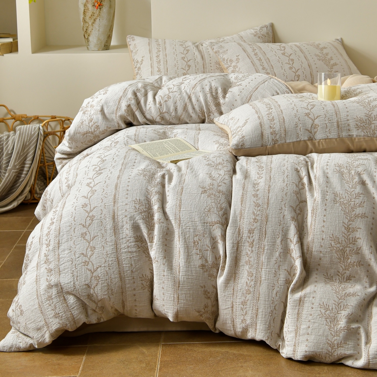 91家纺网 家纺一手货源 找家纺 菡宝 2026新款人字纹全棉色织提花四件套-浪漫花蕴  浪漫花蕴 杏