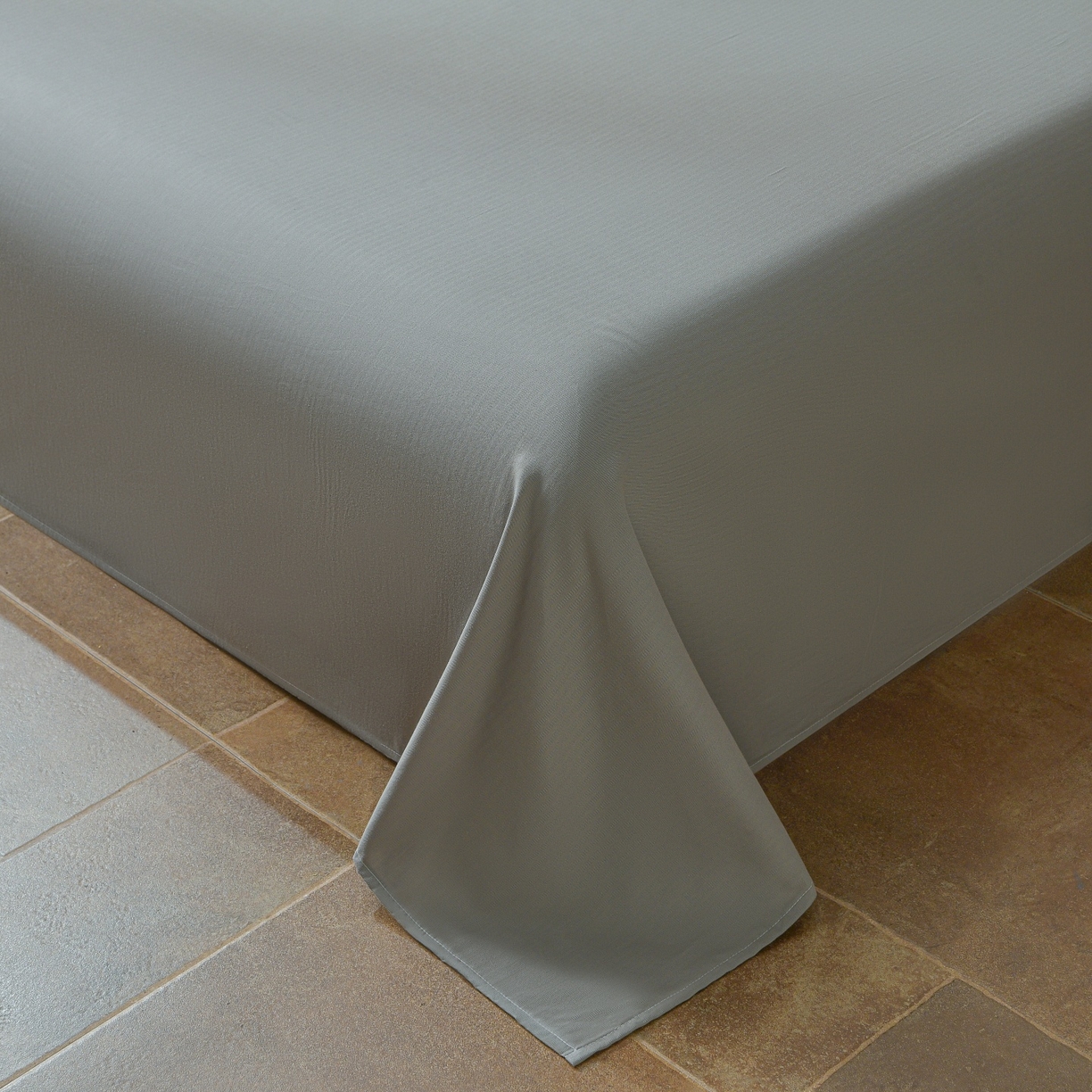 91家纺网 家纺一手货源 找家纺 （总）菡宝 2026新款人字纹全棉色织提花四件套-苏珊格 