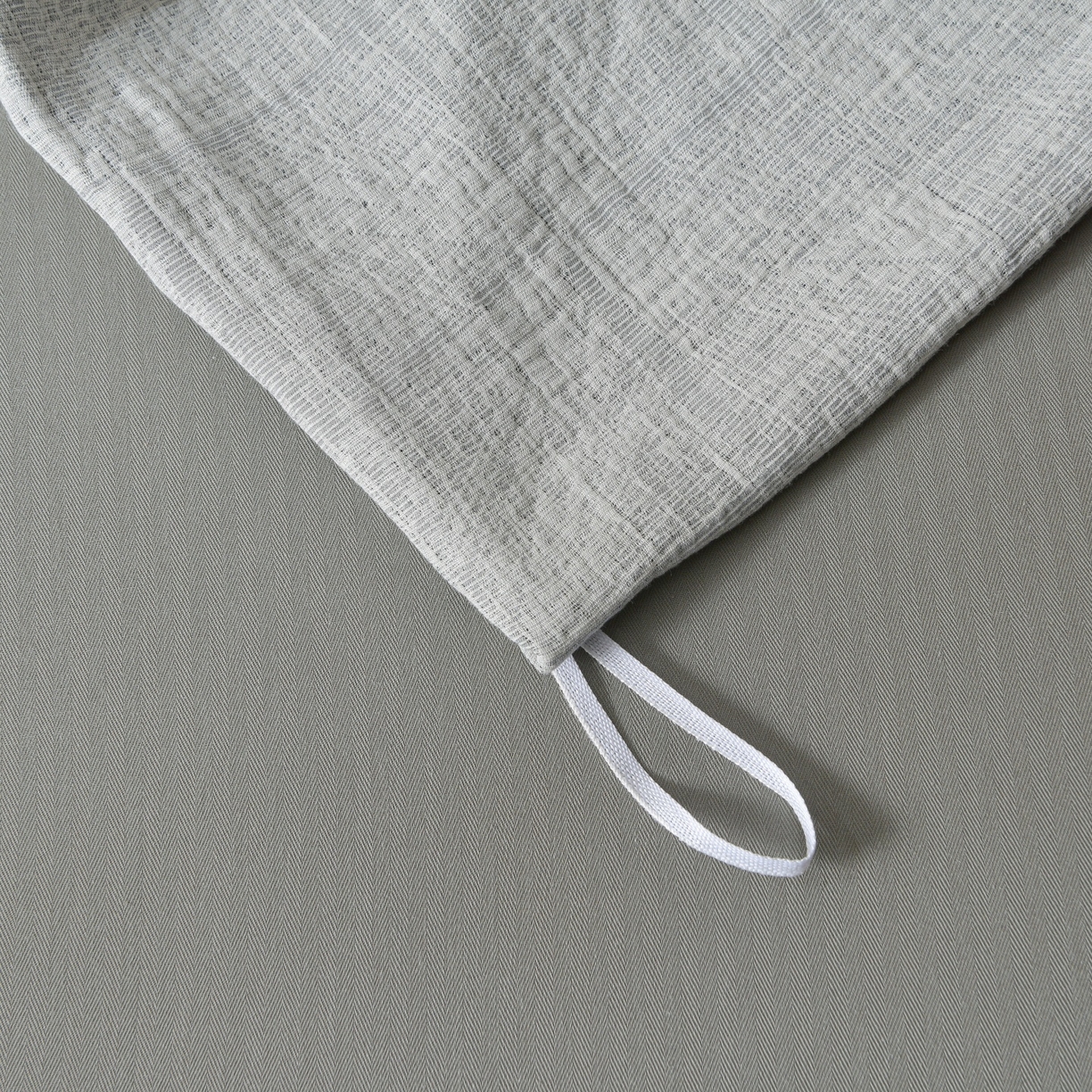 91家纺网 家纺一手货源 找家纺 （总）菡宝 2026新款人字纹全棉色织提花四件套-苏珊格 