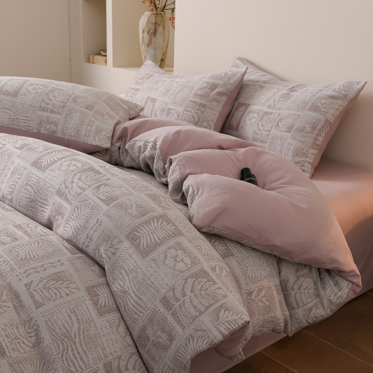 91家纺网 家纺一手货源 找家纺 （总）菡宝 2026新款人字纹全棉色织提花四件套-棕榈韵致 