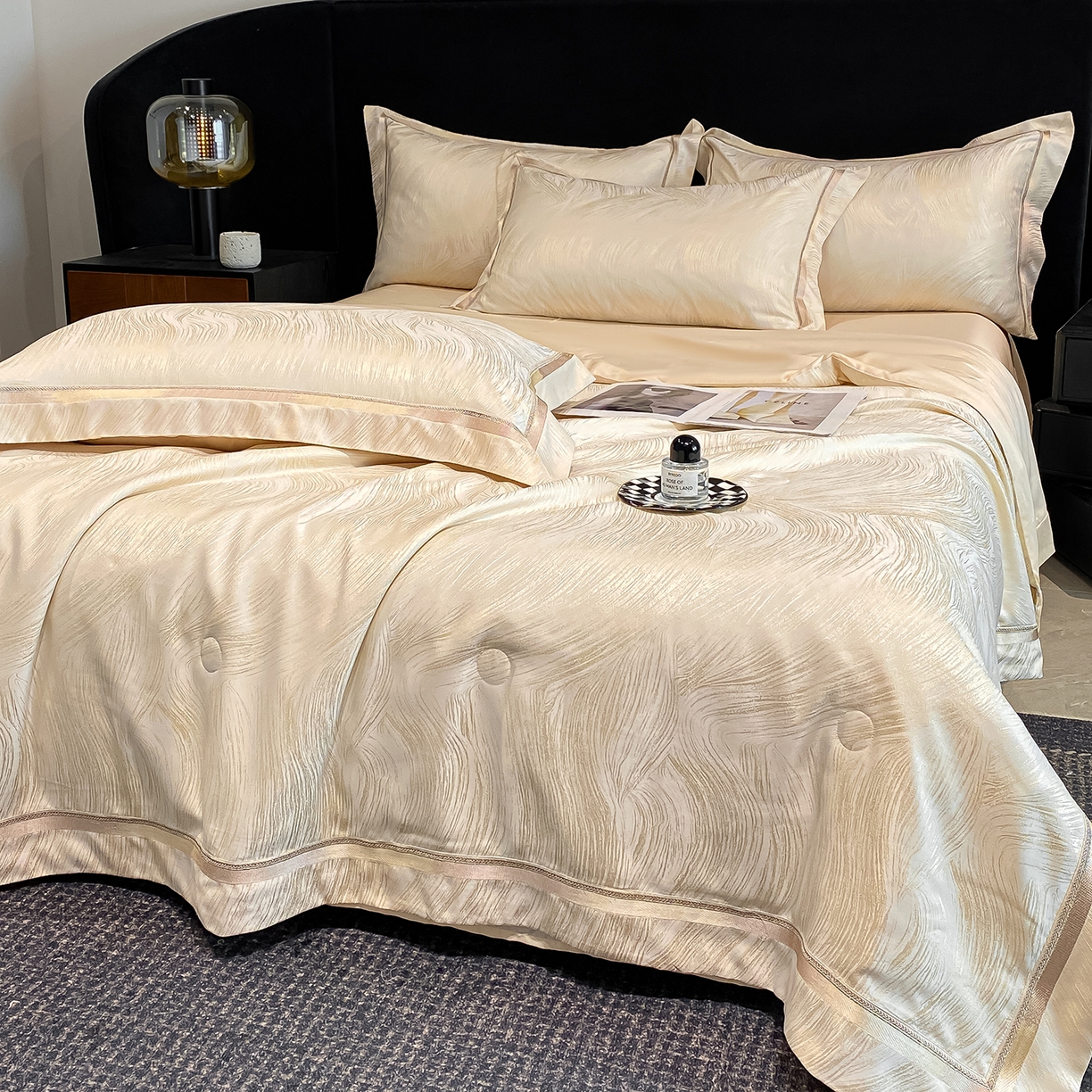 91家纺网 家纺一手货源 找家纺 置顶家纺 2026新款摩登天空-大理石纹水洗天丝夏被夏凉被空调被刺绣四件套 摩登天空-浅香槟