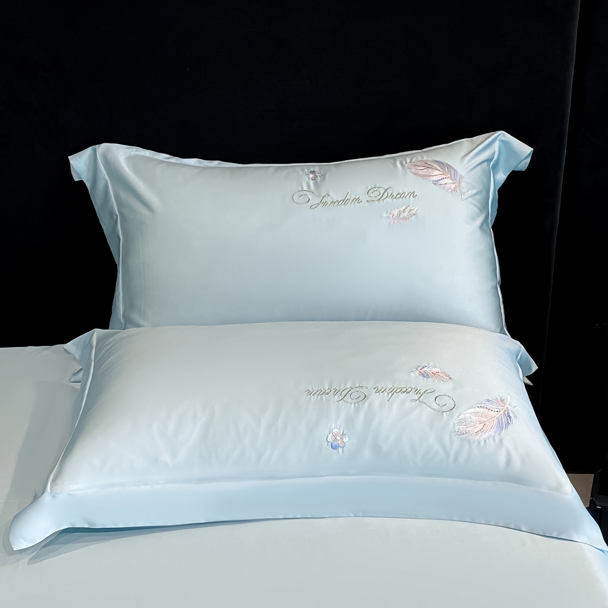 91家纺网 家纺一手货源 找家纺 置顶家纺 2026新款星羽-水洗天丝夏被刺绣樱桃夏凉被空调被刺绣四件套 星羽-天蓝