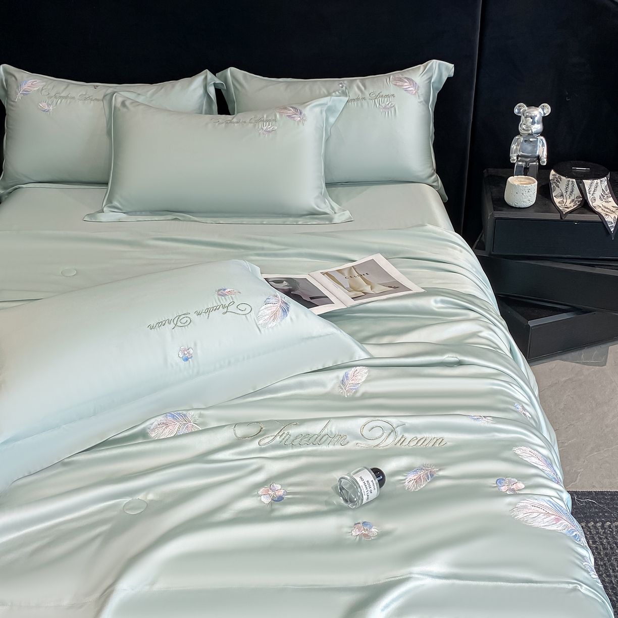 91家纺网 家纺一手货源 找家纺 置顶家纺 2026新款星羽-水洗天丝夏被刺绣樱桃夏凉被空调被刺绣四件套 星羽-繁星蓝