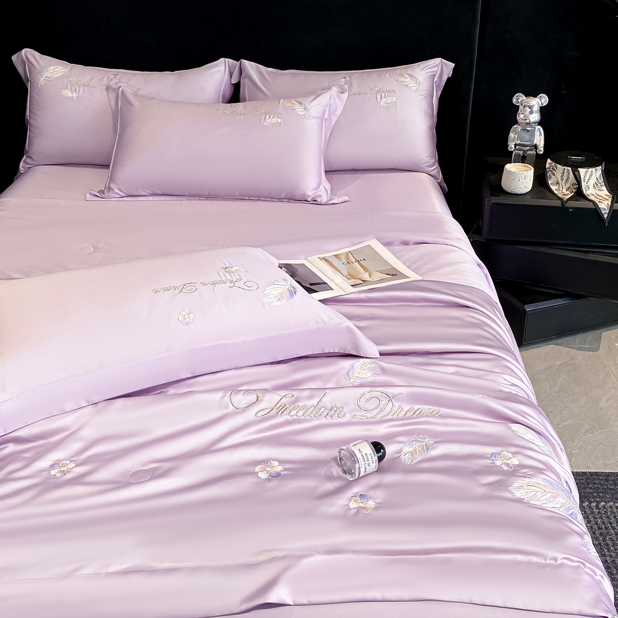 91家纺网 家纺一手货源 找家纺 置顶家纺 2026新款星羽-水洗天丝夏被刺绣樱桃夏凉被空调被刺绣四件套 星羽-香芋紫