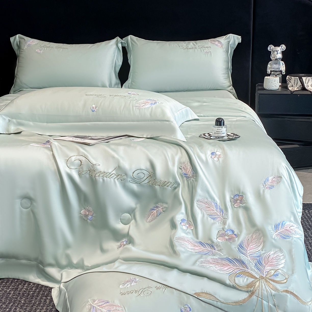 91家纺网 家纺一手货源 找家纺 置顶家纺 2026新款星羽-水洗天丝夏被刺绣樱桃夏凉被空调被刺绣四件套 星羽-繁星蓝