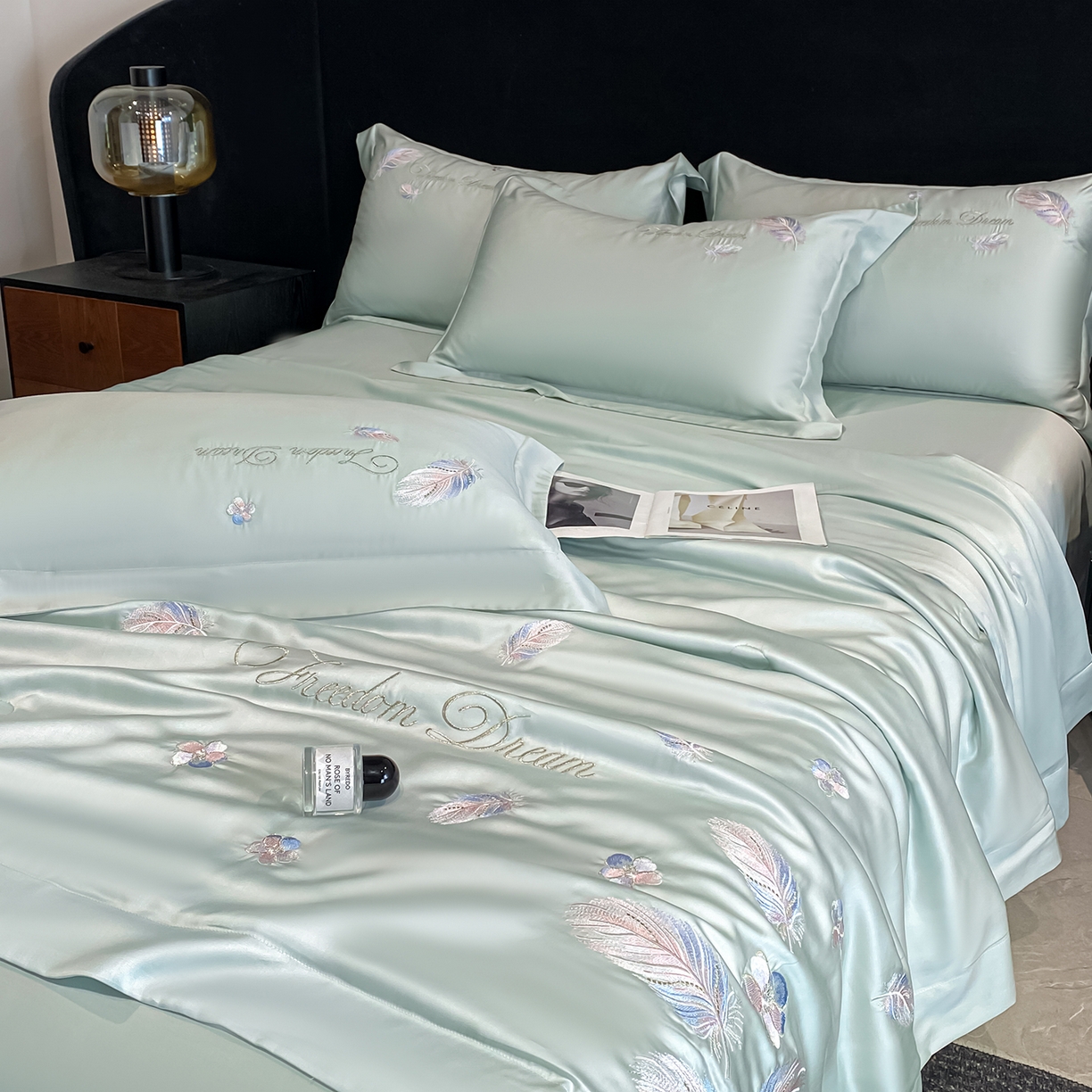 91家纺网 家纺一手货源 找家纺 置顶家纺 2026新款星羽-水洗天丝夏被刺绣樱桃夏凉被空调被刺绣四件套 星羽-繁星蓝