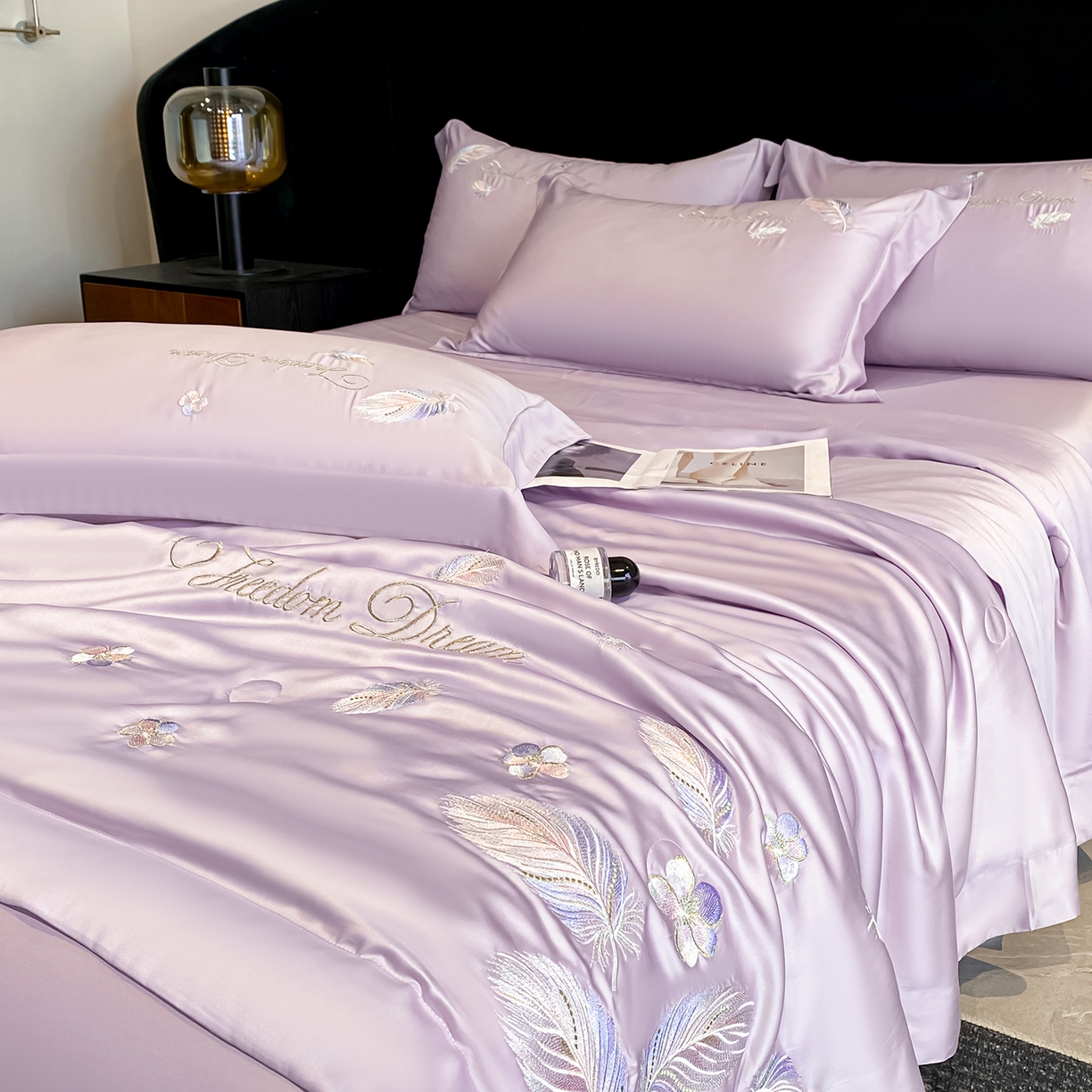 91家纺网 家纺一手货源 找家纺 置顶家纺 2026新款星羽-水洗天丝夏被刺绣樱桃夏凉被空调被刺绣四件套 星羽-香芋紫