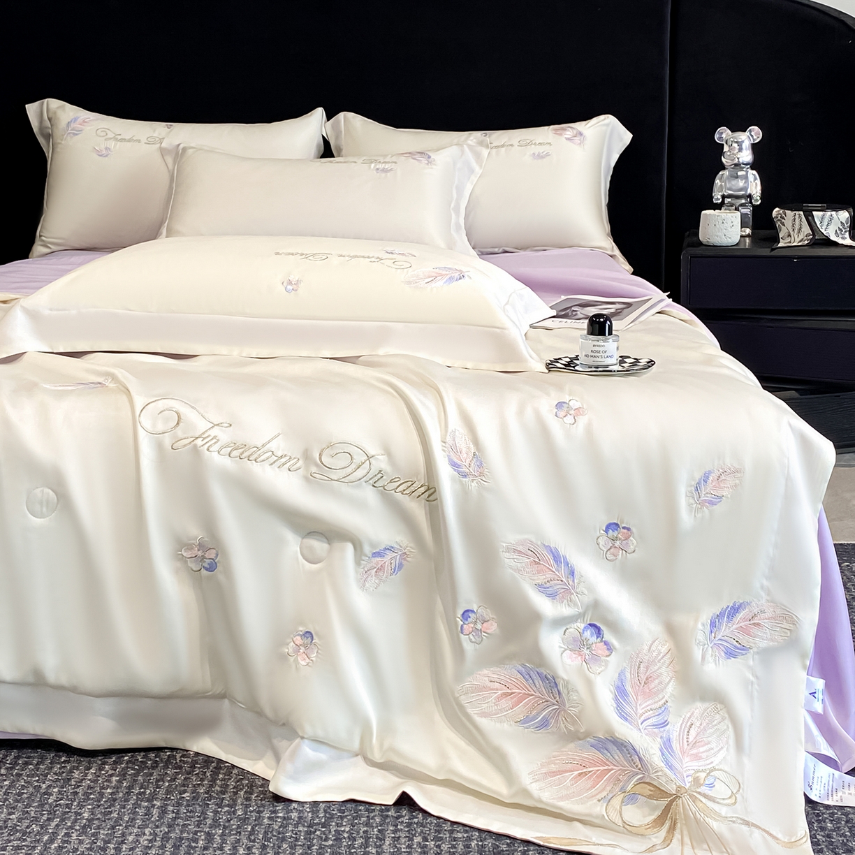 91家纺网 家纺一手货源 找家纺 置顶家纺 2026新款星羽-水洗天丝夏被刺绣樱桃夏凉被空调被刺绣四件套 星羽-白+香芋紫