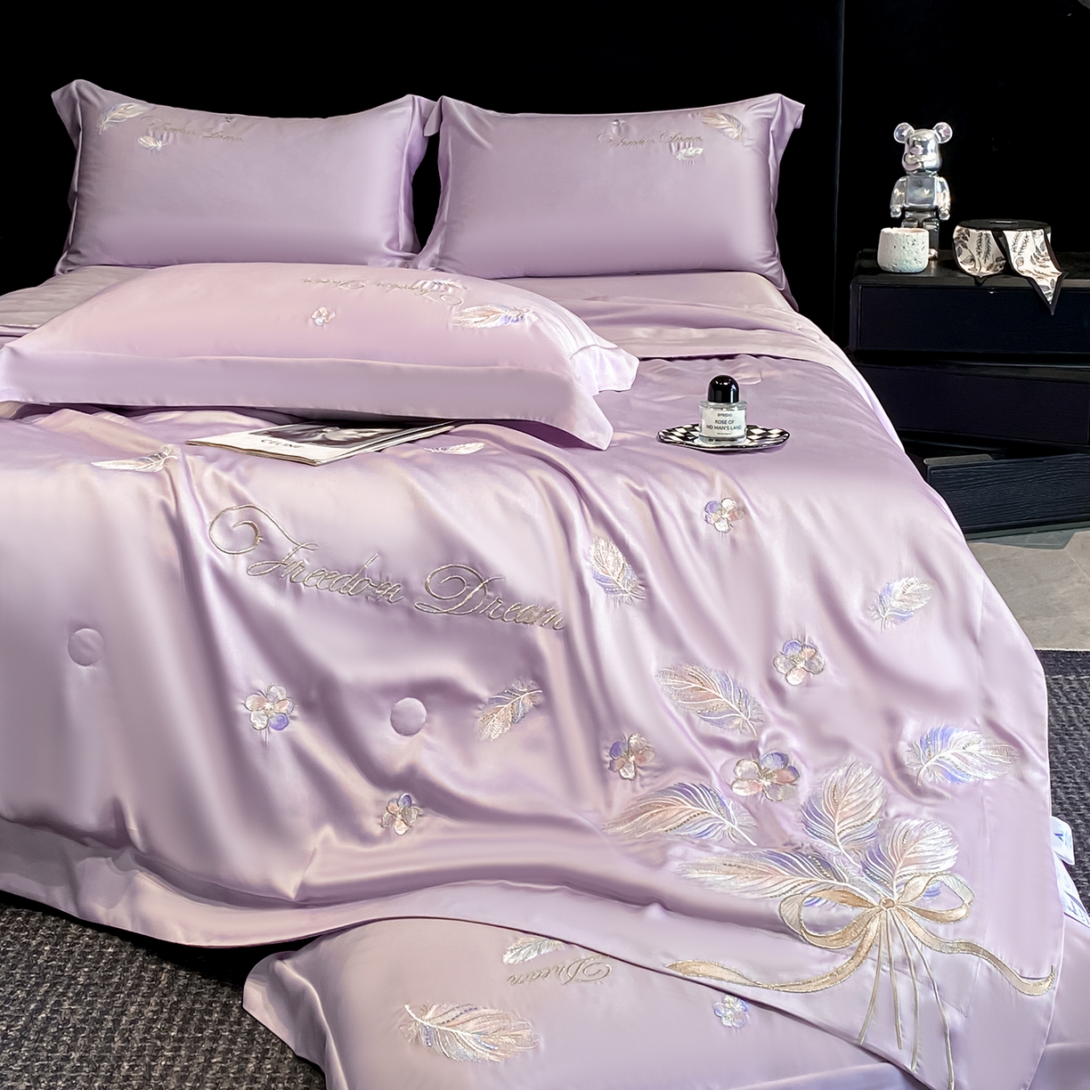 91家纺网 家纺一手货源 找家纺 置顶家纺 2026新款星羽-水洗天丝夏被刺绣樱桃夏凉被空调被刺绣四件套 星羽-香芋紫