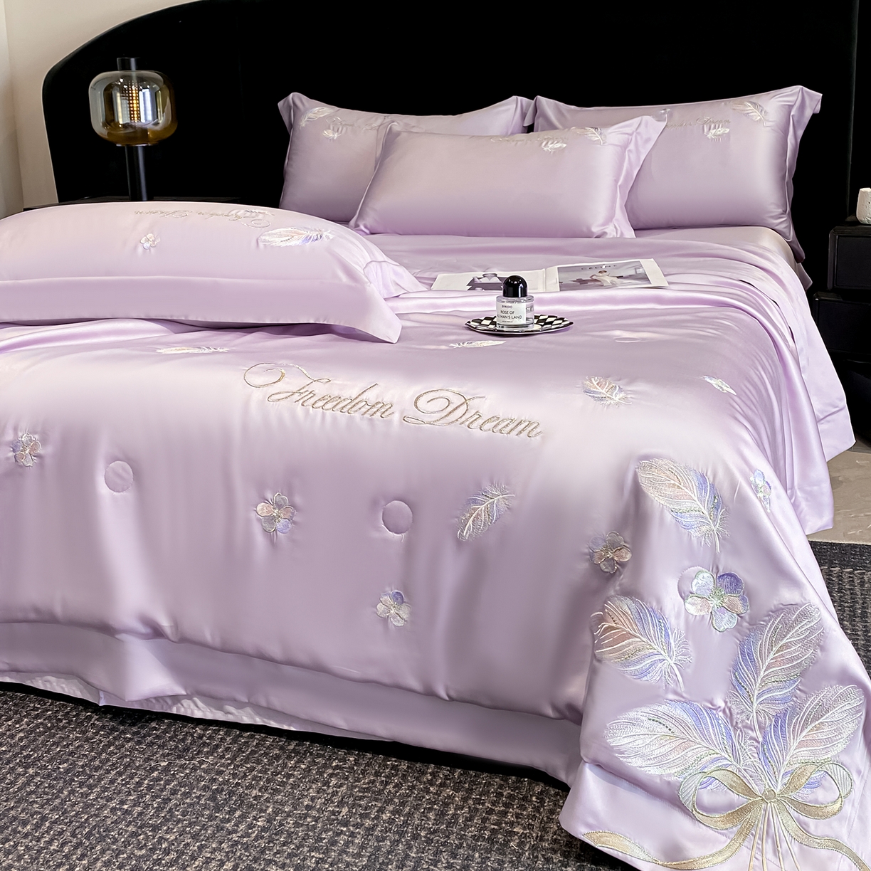 91家纺网 家纺一手货源 找家纺 置顶家纺 2026新款星羽-水洗天丝夏被刺绣樱桃夏凉被空调被刺绣四件套 星羽-香芋紫