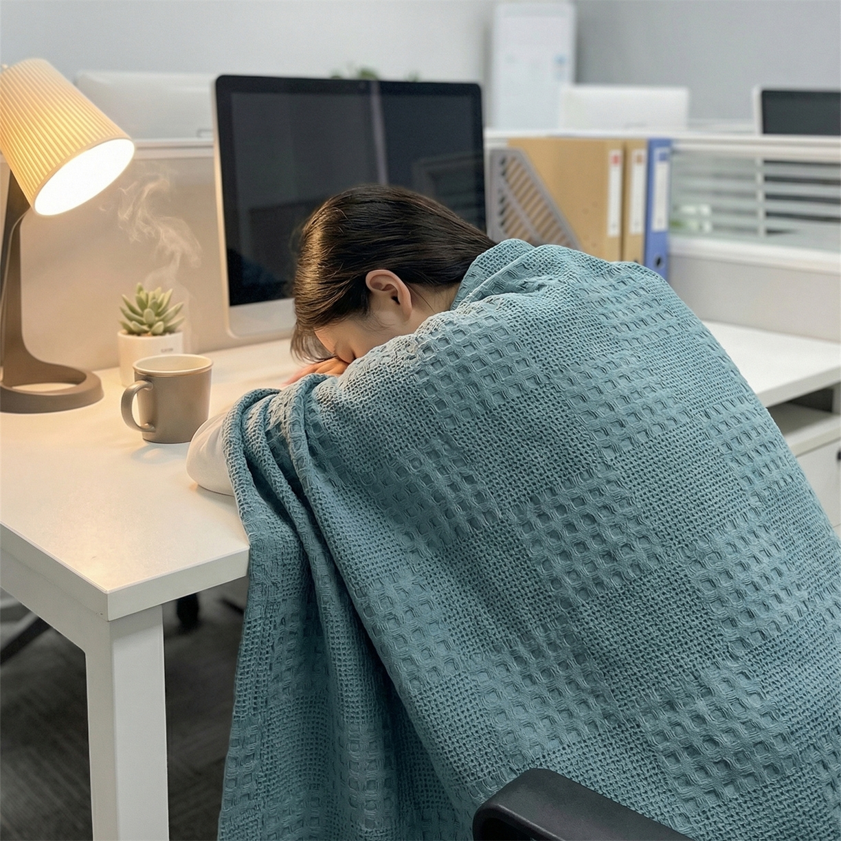 91家纺网 家纺一手货源 找家纺 娇兰毛巾 2026新款7a抗菌全棉安心棉毯盖毯艾格纱布毛巾被 蓝色