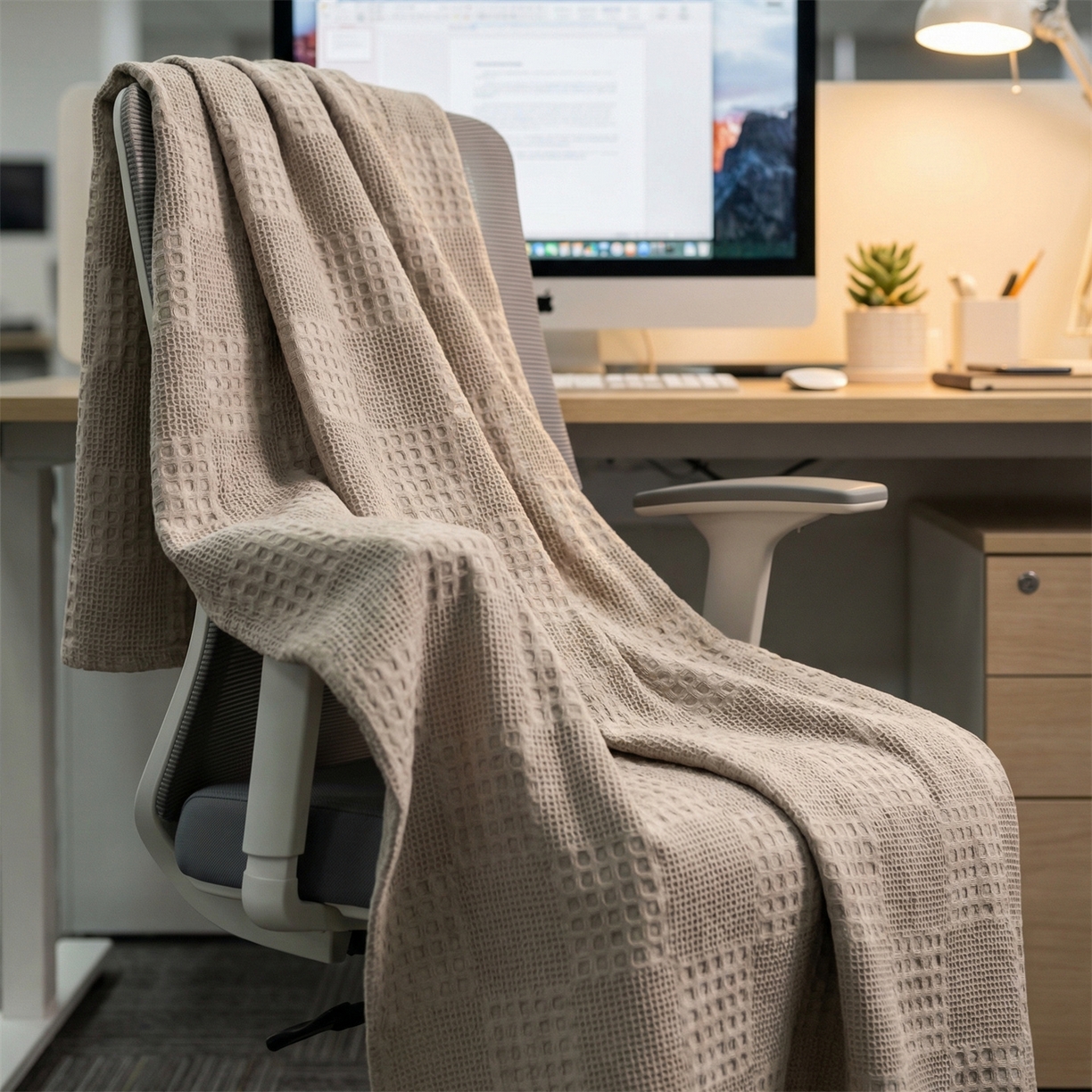 91家纺网 家纺一手货源 找家纺 娇兰毛巾 2026新款7a抗菌全棉安心棉毯盖毯艾格纱布毛巾被 浅灰