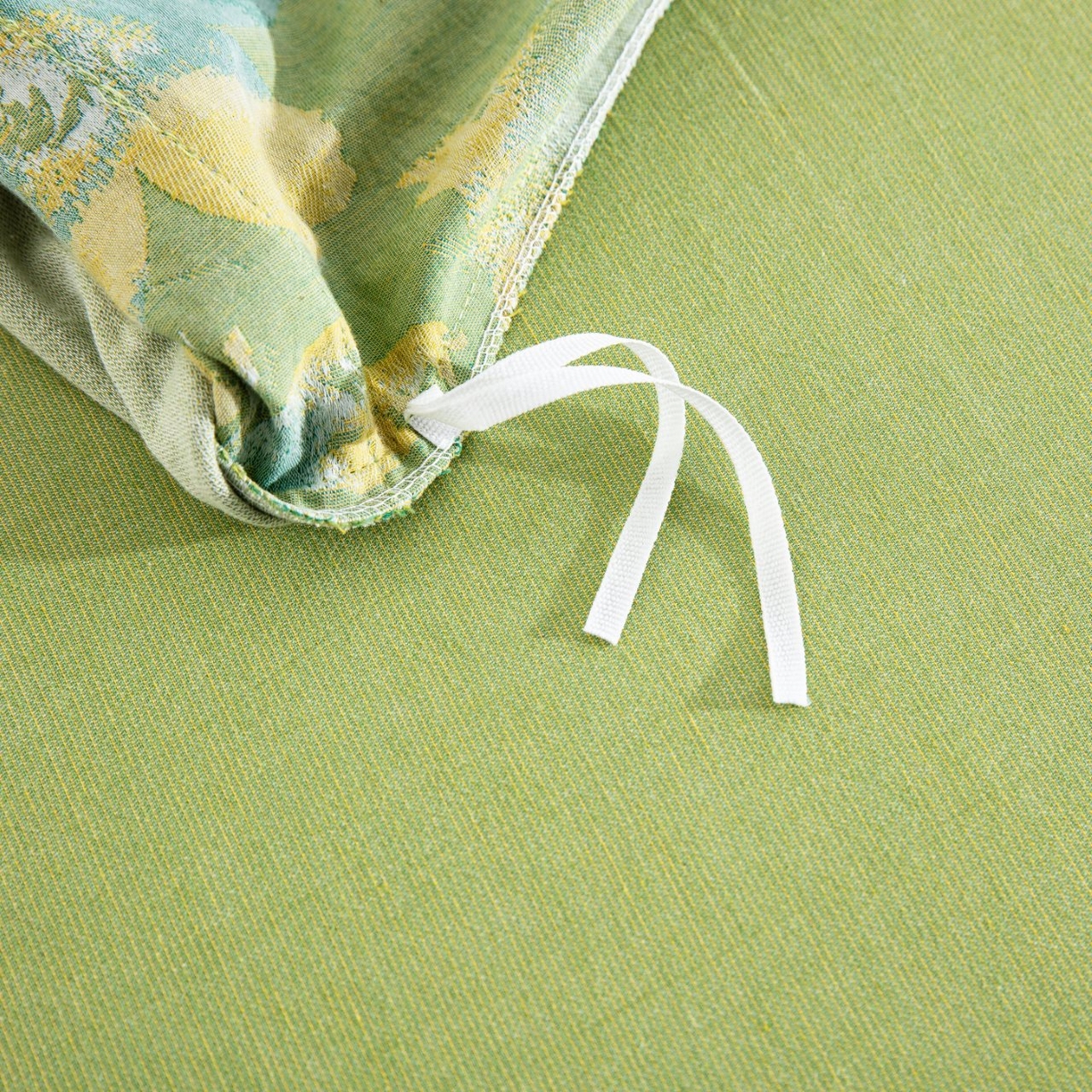 91家纺网 家纺一手货源 找家纺 仰望棉麻双层纱供应链 2026新款念奴娇全棉纯棉色织提花纽扣款四件套 念奴娇-绿色