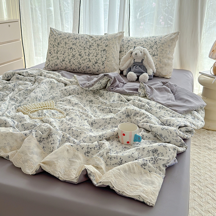 91家纺网 家纺一手货源 找家纺 铺尚美家纺 2026春夏新款古法水洗云感棉夏被四件套全棉花边印花夏凉被空调被 素羽