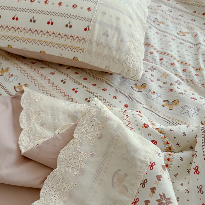 91家纺网 家纺一手货源 找家纺 铺尚美家纺 2026春夏新款古法水洗云感棉夏被四件套全棉花边印花夏凉被空调被 小马驹