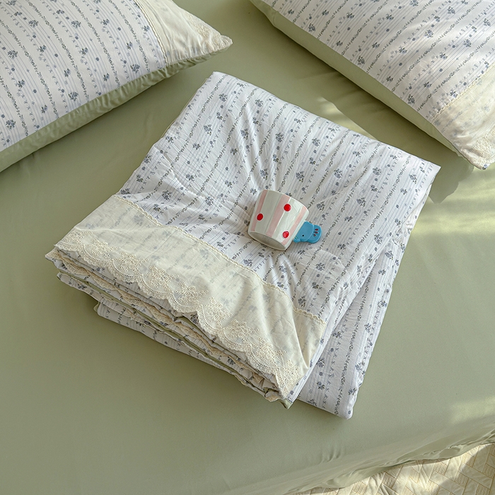 91家纺网 家纺一手货源 找家纺 铺尚美家纺 2026春夏新款古法水洗云感棉夏被四件套全棉花边印花夏凉被空调被 蓝花楹