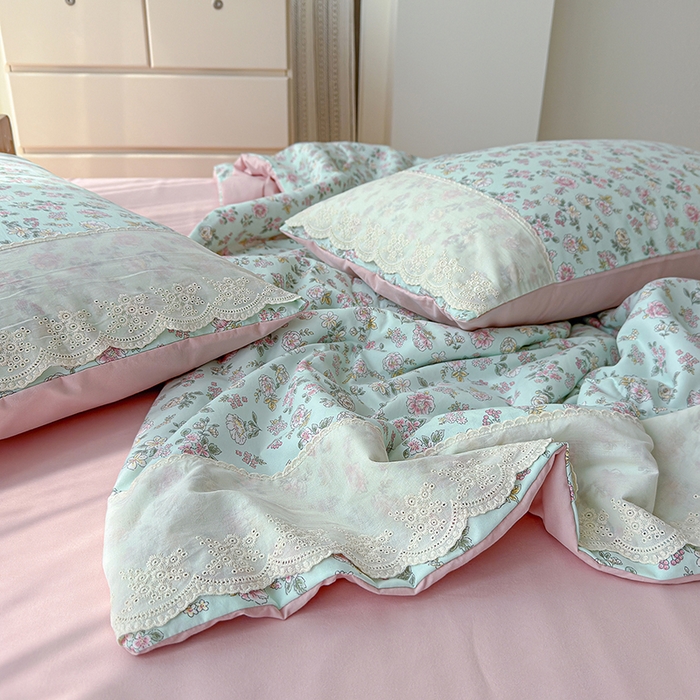 91家纺网 家纺一手货源 找家纺 铺尚美家纺 2026春夏新款古法水洗云感棉夏被四件套全棉花边印花夏凉被空调被 花畔