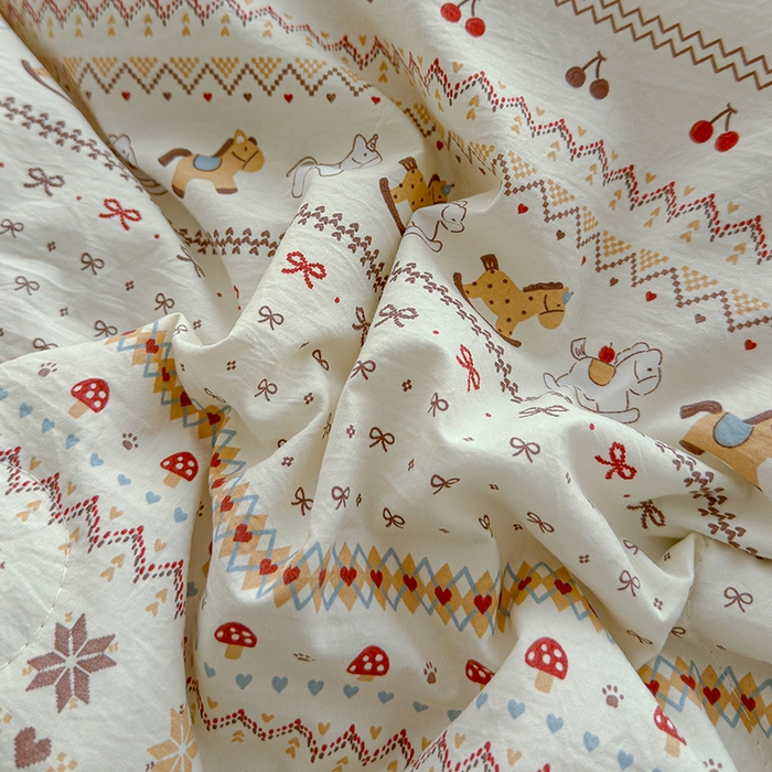 91家纺网 家纺一手货源 找家纺 铺尚美家纺 2026春夏新款古法水洗云感棉夏被四件套全棉花边印花夏凉被空调被 小马驹