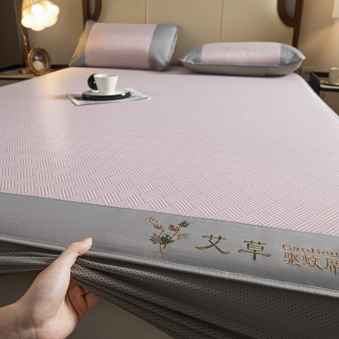 （总）航途席业 2025新款凉席三明治刺绣可水洗碳光冰丝席宽包边艾香系列