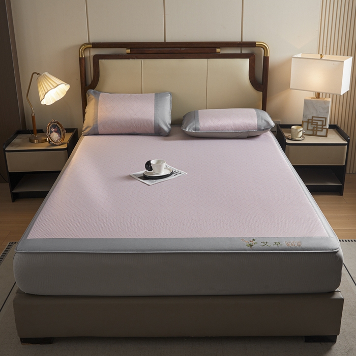 91家纺网 家纺一手货源 找家纺 （总）航途席业 2025新款凉席三明治刺绣可水洗碳光冰丝席宽包边艾香系列