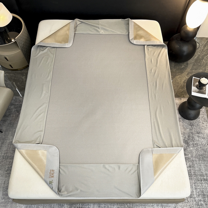 91家纺网 家纺一手货源 找家纺 航途席业 2025新款凉席三明治刺绣可水洗碳光冰丝席宽包边艾香系列 艾香千鸟格床笠款咖色