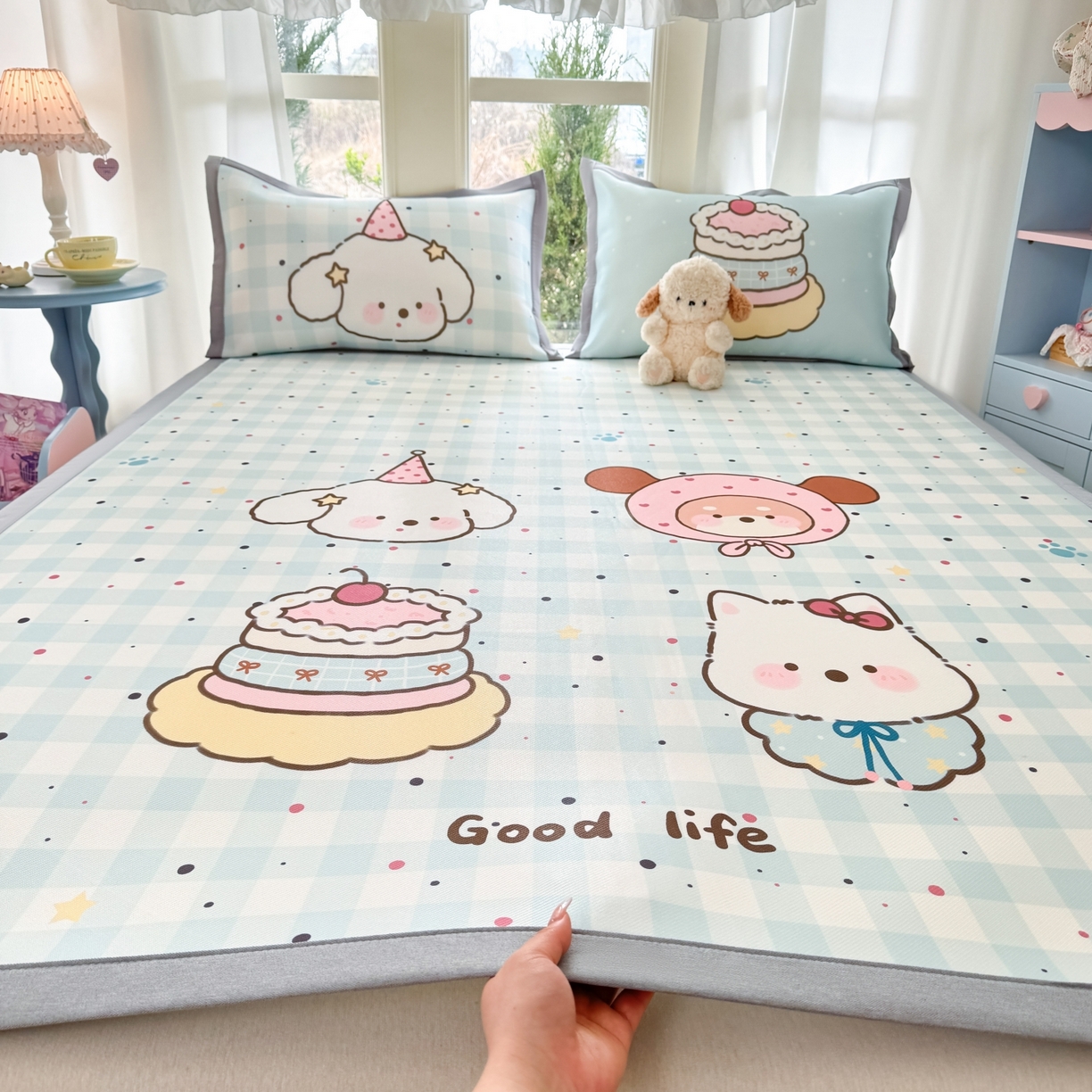 川悦生活 2026新款碳光冰丝大阪卡通凉席 甜趣派对