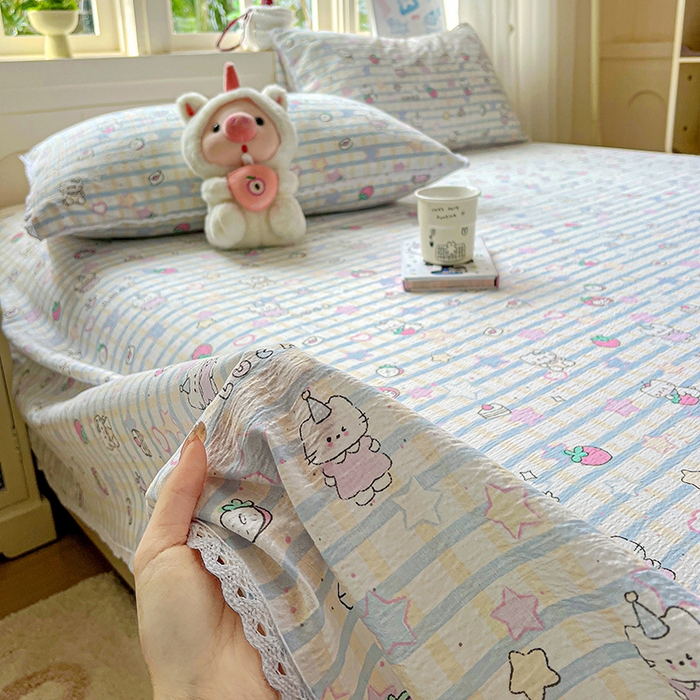 91家纺网 家纺一手货源 找家纺 水木坊 2025新款云感提花双层纱花边床单 草莓猫