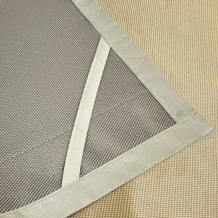 91家纺网 家纺一手货源 找家纺 航途席业 2025新款凉席三明治刺绣可水洗碳光冰丝席宽包边艾香系列 艾香千鸟格床席款咖色