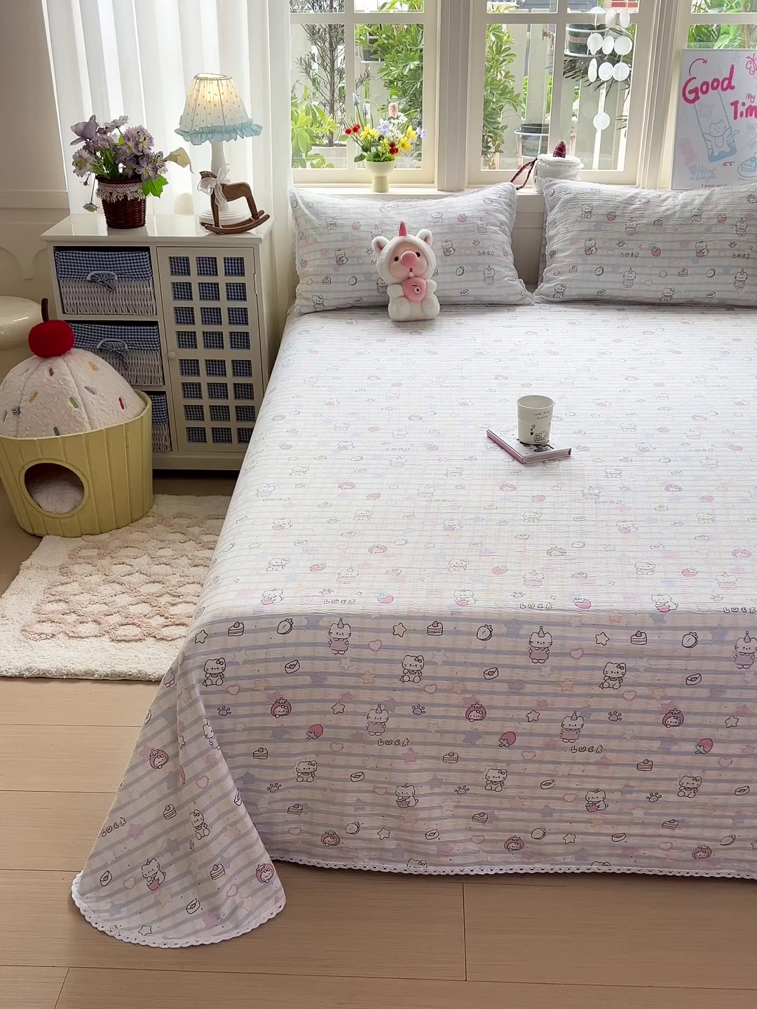 91家纺网 家纺一手货源 找家纺 水木坊 2025新款云感提花双层纱花边床单 草莓猫