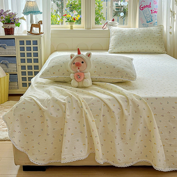 91家纺网 家纺一手货源 找家纺 水木坊 2025新款云感提花双层纱花边床单 小樱桃