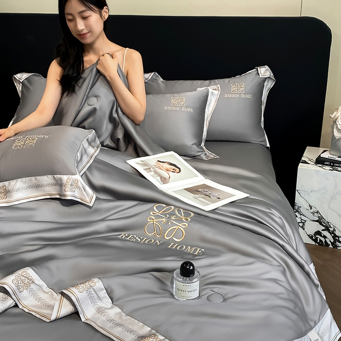 91家纺网 家纺一手货源 找家纺 露梦家纺 2026新款初夏水洗真丝夏被四件套 初夏-高级灰