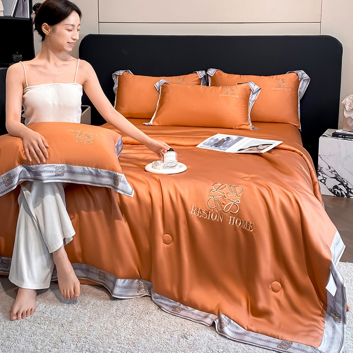 91家纺网 家纺一手货源 找家纺 露梦家纺 2026新款初夏水洗真丝夏被四件套 初夏-玛仕橘