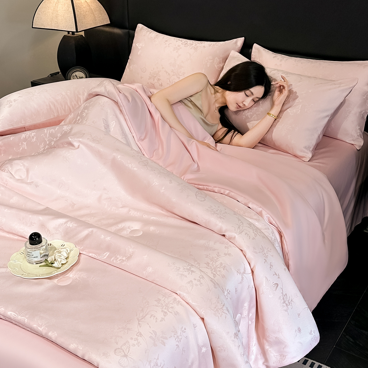 91家纺网 家纺一手货源 找家纺 （总）顺兴家居 2026新款提花水洗真丝夏被空调被四件套