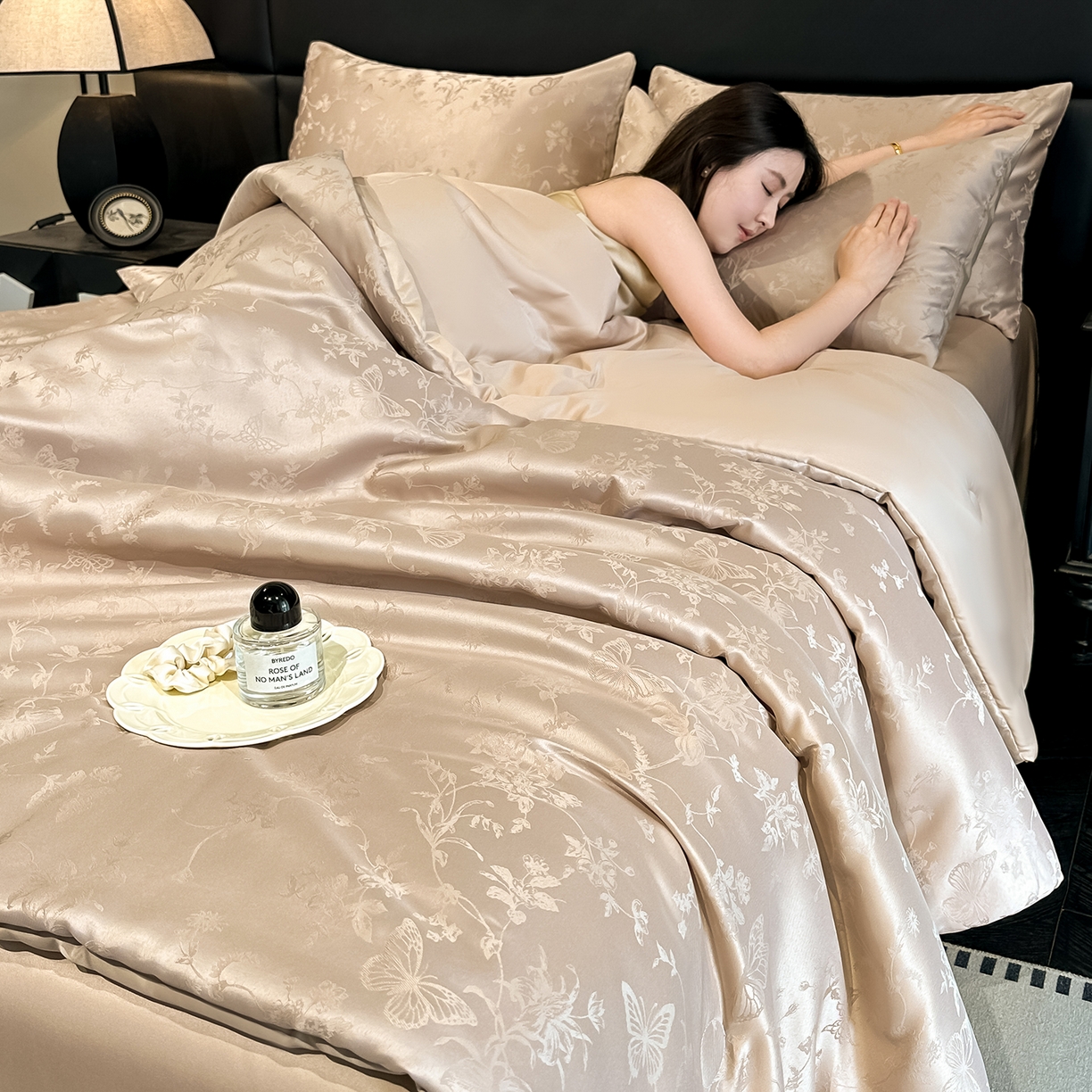 顺兴家居 2026新款提花水洗真丝夏被空调被四件套 夏被雾中花影-香槟