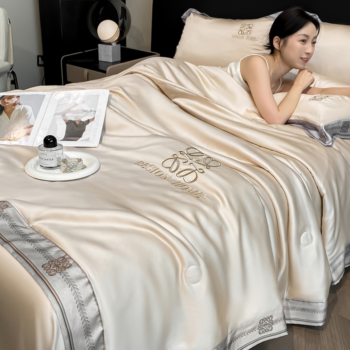 91家纺网 家纺一手货源 找家纺 露梦家纺 2026新款初夏水洗真丝夏被四件套 初夏-浅香槟