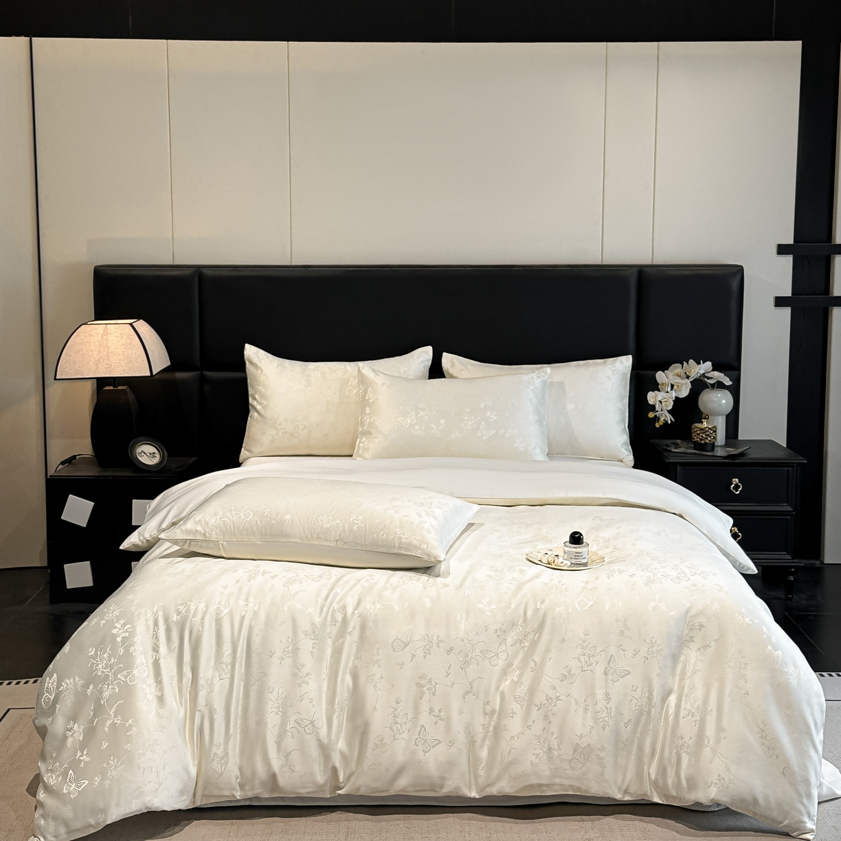 91家纺网 家纺一手货源 找家纺 顺兴家居 2026新款提花水洗真丝四件套 雾中花影-米白