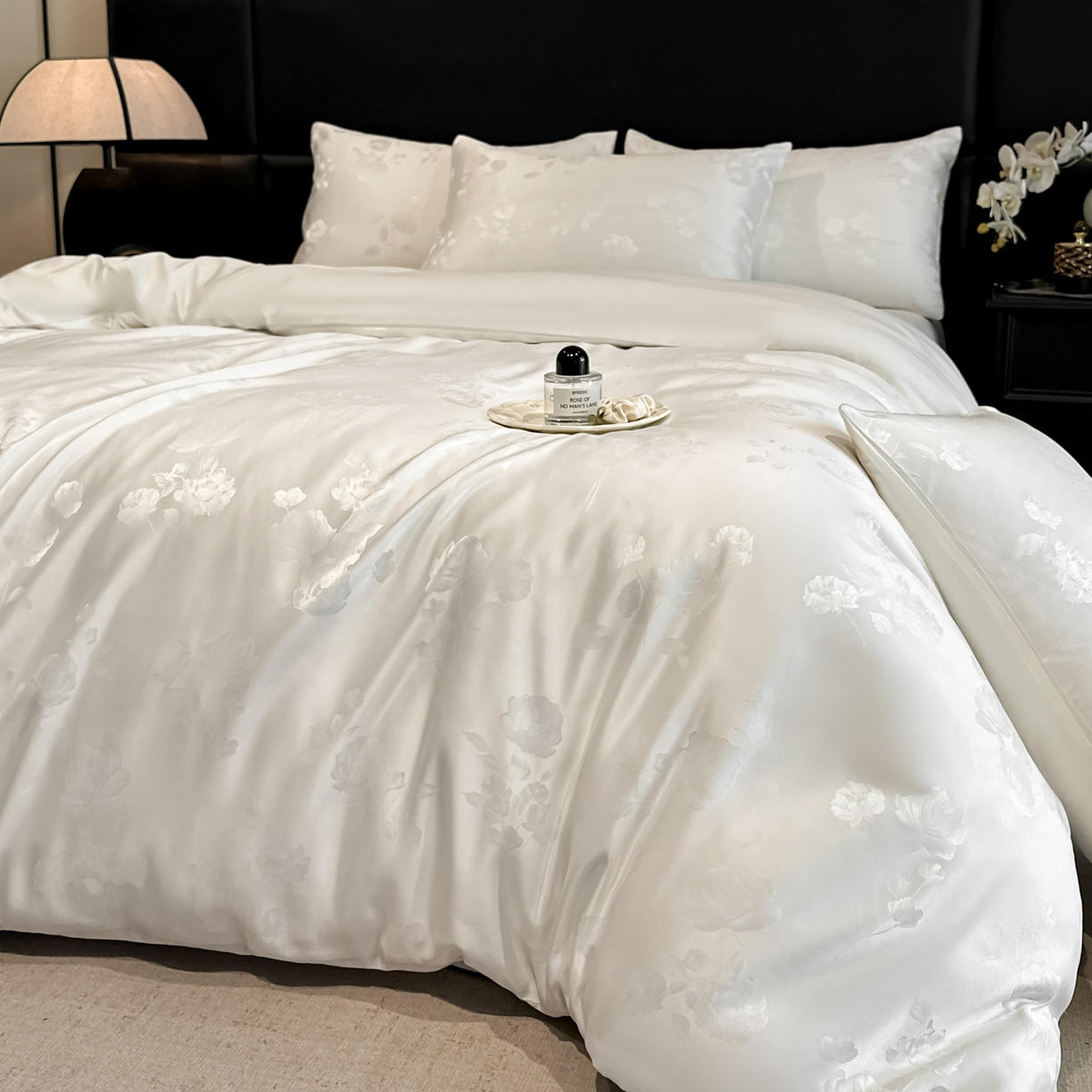 91家纺网 家纺一手货源 找家纺 顺兴家居 2026新款提花水洗真丝四件套 喜花市-米白