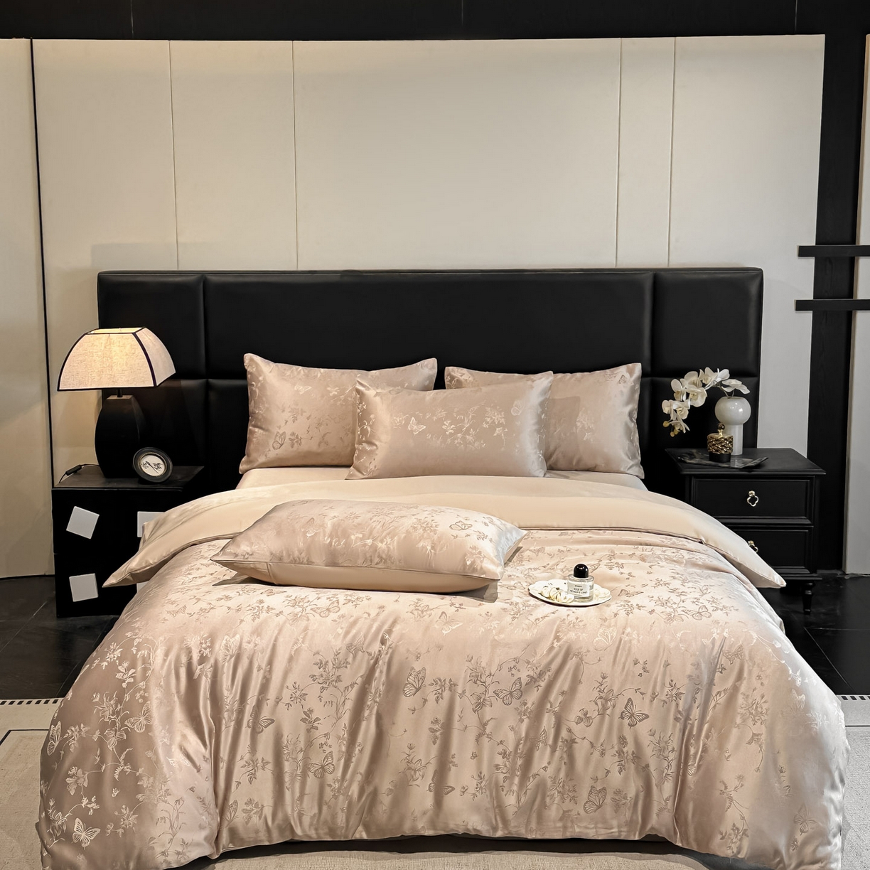 91家纺网 家纺一手货源 找家纺 顺兴家居 2026新款提花水洗真丝四件套 雾中花影-香槟