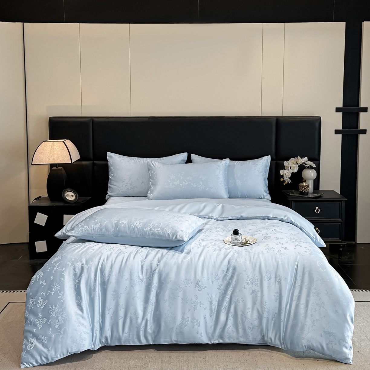 91家纺网 家纺一手货源 找家纺 顺兴家居 2026新款提花水洗真丝四件套 雾中花影-天蓝