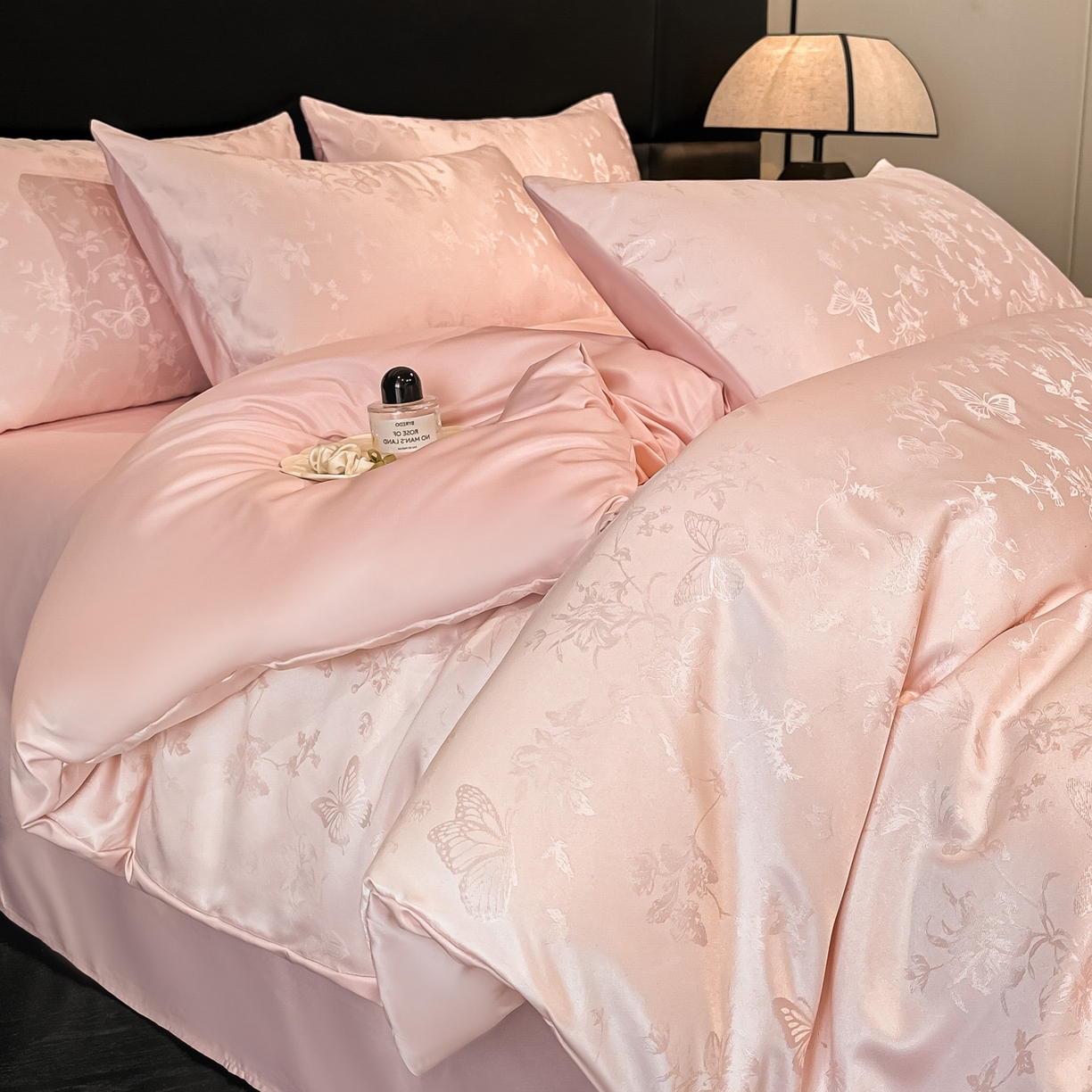 顺兴家居 2026新款提花水洗真丝四件套 雾中花影-粉玉