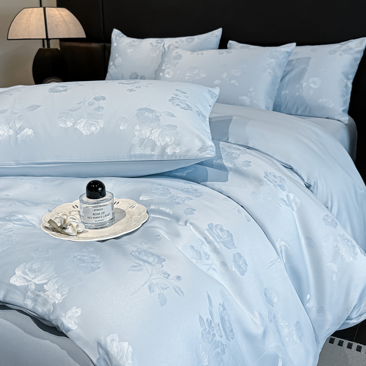 91家纺网 家纺一手货源 找家纺 顺兴家居 2026新款提花水洗真丝四件套 喜花市-天蓝