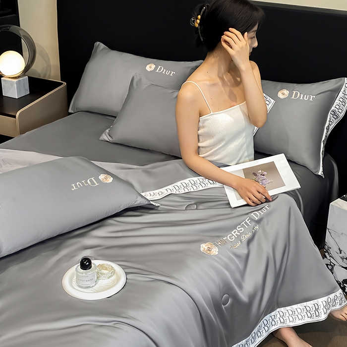 91家纺网 家纺一手货源 找家纺 （总）露梦家纺 2026新款安迪水洗真丝夏被四件套