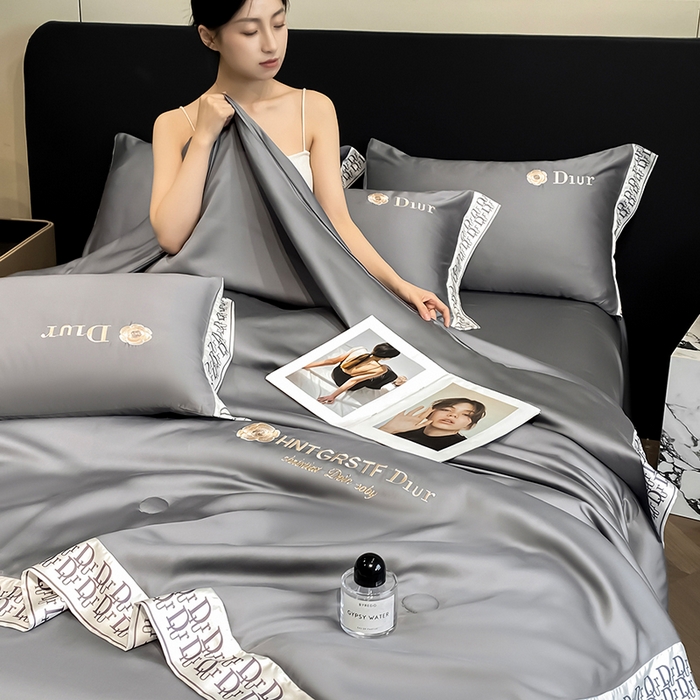 91家纺网 家纺一手货源 找家纺 （总）露梦家纺 2026新款安迪水洗真丝夏被四件套