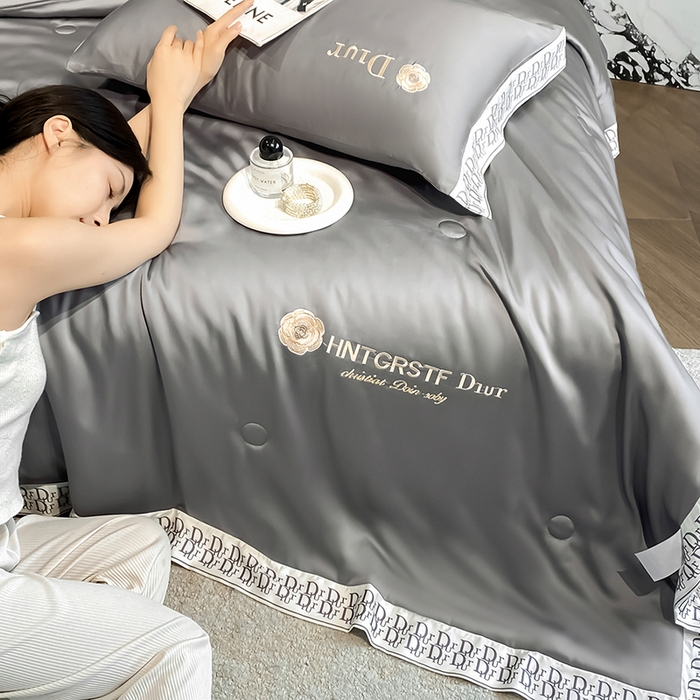 91家纺网 家纺一手货源 找家纺 （总）露梦家纺 2026新款安迪水洗真丝夏被四件套