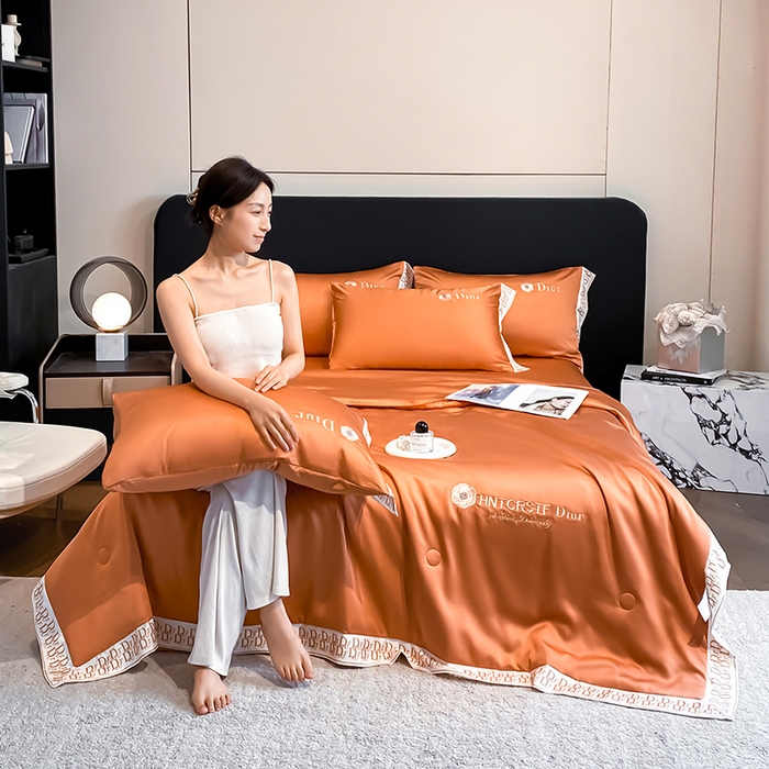 91家纺网 家纺一手货源 找家纺 露梦家纺 2026新款安迪水洗真丝夏被四件套 安迪-玛仕橘