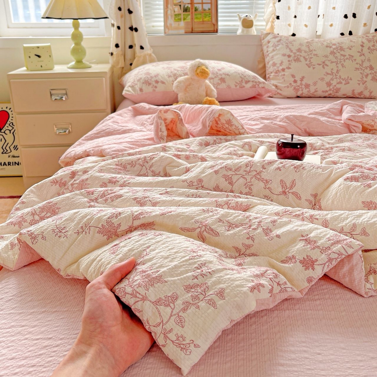 91家纺网 家纺一手货源 找家纺 （总）梦莱斯 2026新款小清新印花水洗夏被四件套-简单款