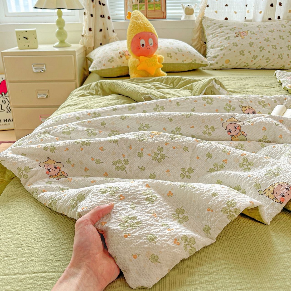 91家纺网 家纺一手货源 找家纺 （总）梦莱斯 2026新款小清新印花水洗夏被四件套-简单款