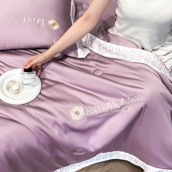 91家纺网 家纺一手货源 找家纺 露梦家纺 2026新款安迪水洗真丝夏被四件套 安迪-香芋紫