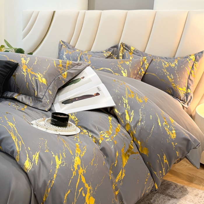 91家纺网 家纺一手货源 找家纺 棠颂家纺 2026新款直播热款沐光天丝烫金四件套吊边床单一字绣（礼盒款） 鎏金岁月-星辰灰