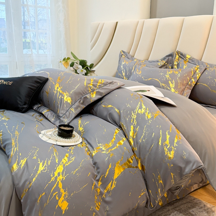 91家纺网 家纺一手货源 找家纺 棠颂家纺 2026新款直播热款沐光天丝烫金四件套吊边床单一字绣（礼盒款） 鎏金岁月-星辰灰